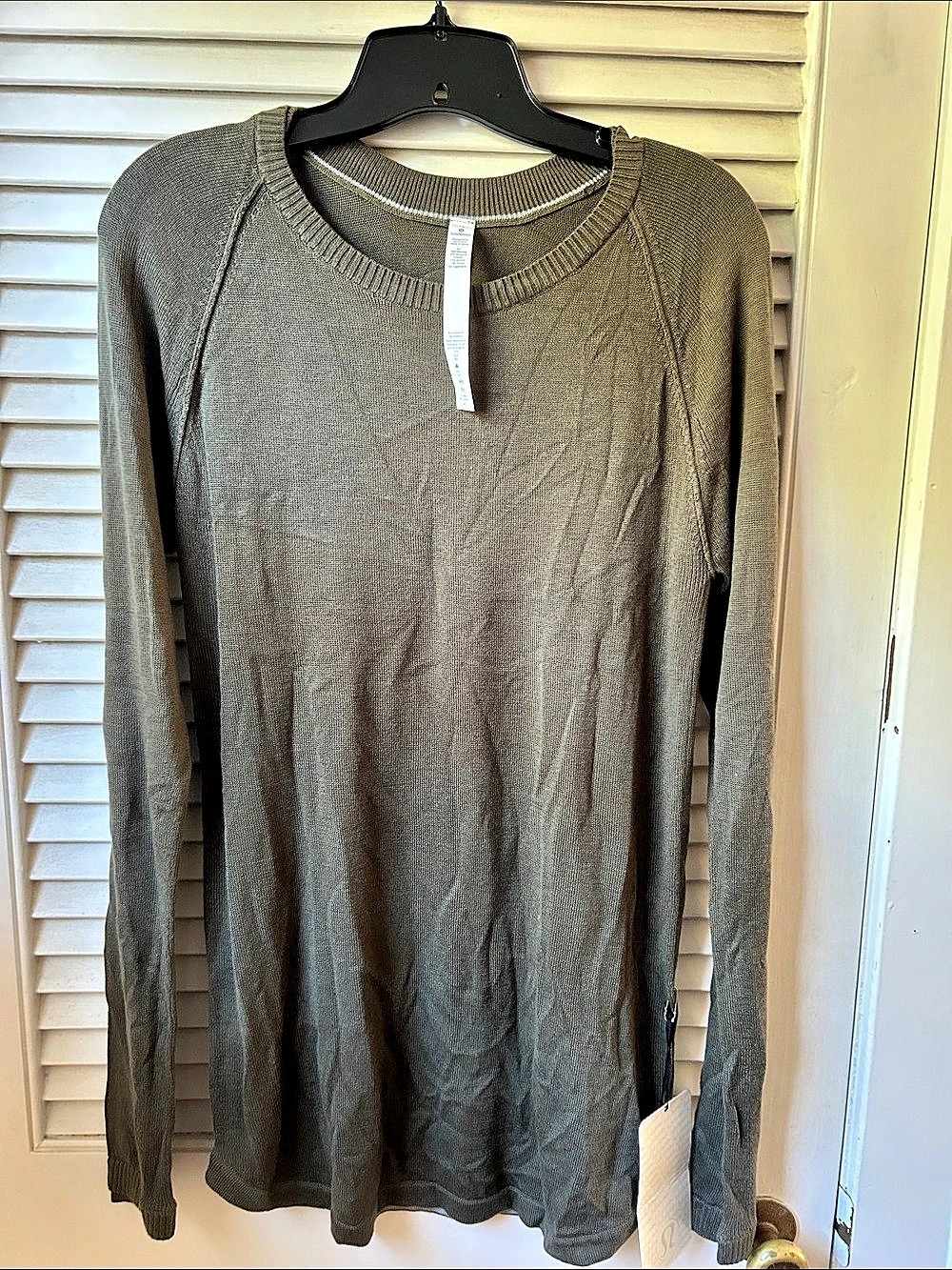 Lululemon Long Sleeve Crewneck Sweater green Size 10 NWT